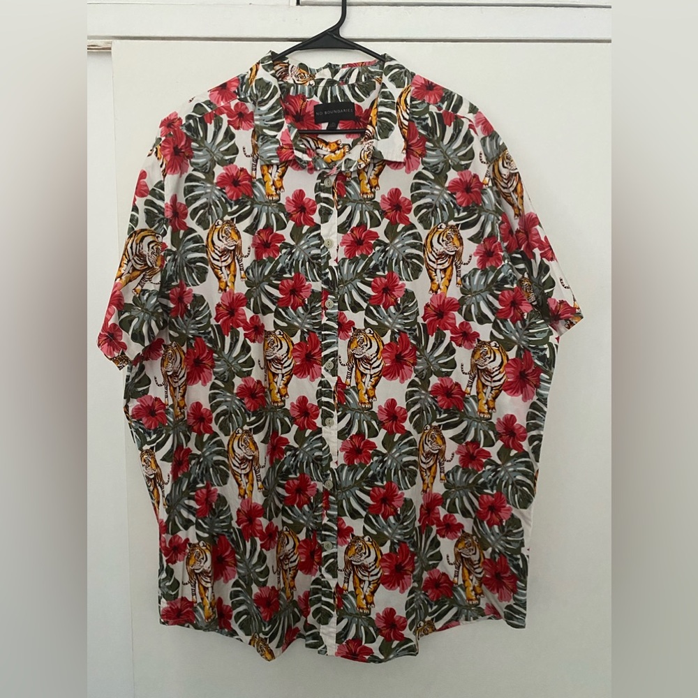 No Boundaries Men’s Tropical Print Short Sleeve Button-Up Shirt 3XL.